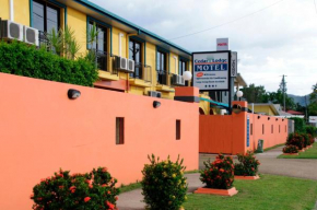 Отель Cedar Lodge Motel  Таунсвилл